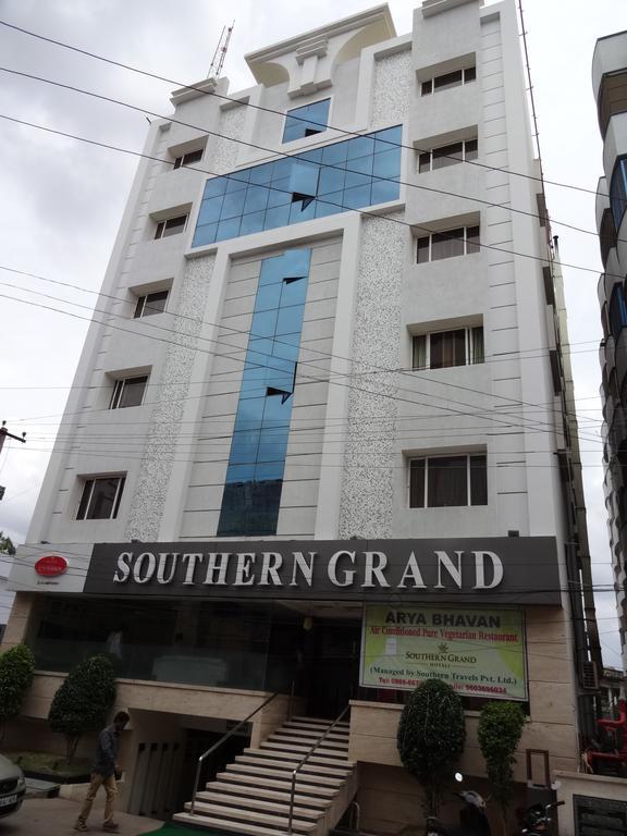 Hotel Southern Grand Vijayawada Luaran gambar
